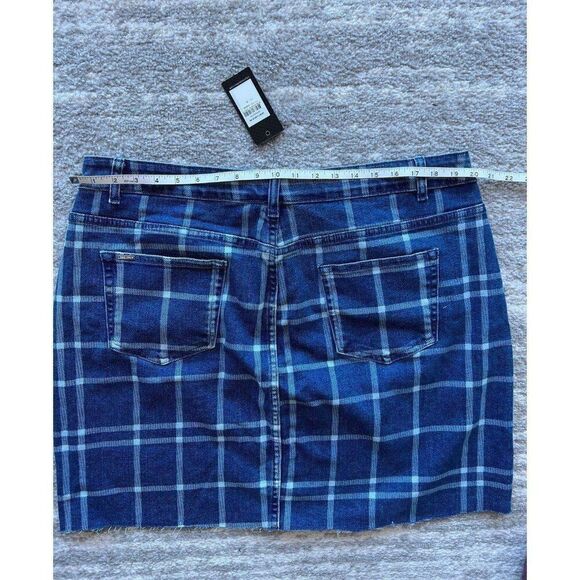 City Chic NWT Plus Size Gingham Mini Denim Skirt Preppy Coquette Retro Chic - Picture 4 of 6